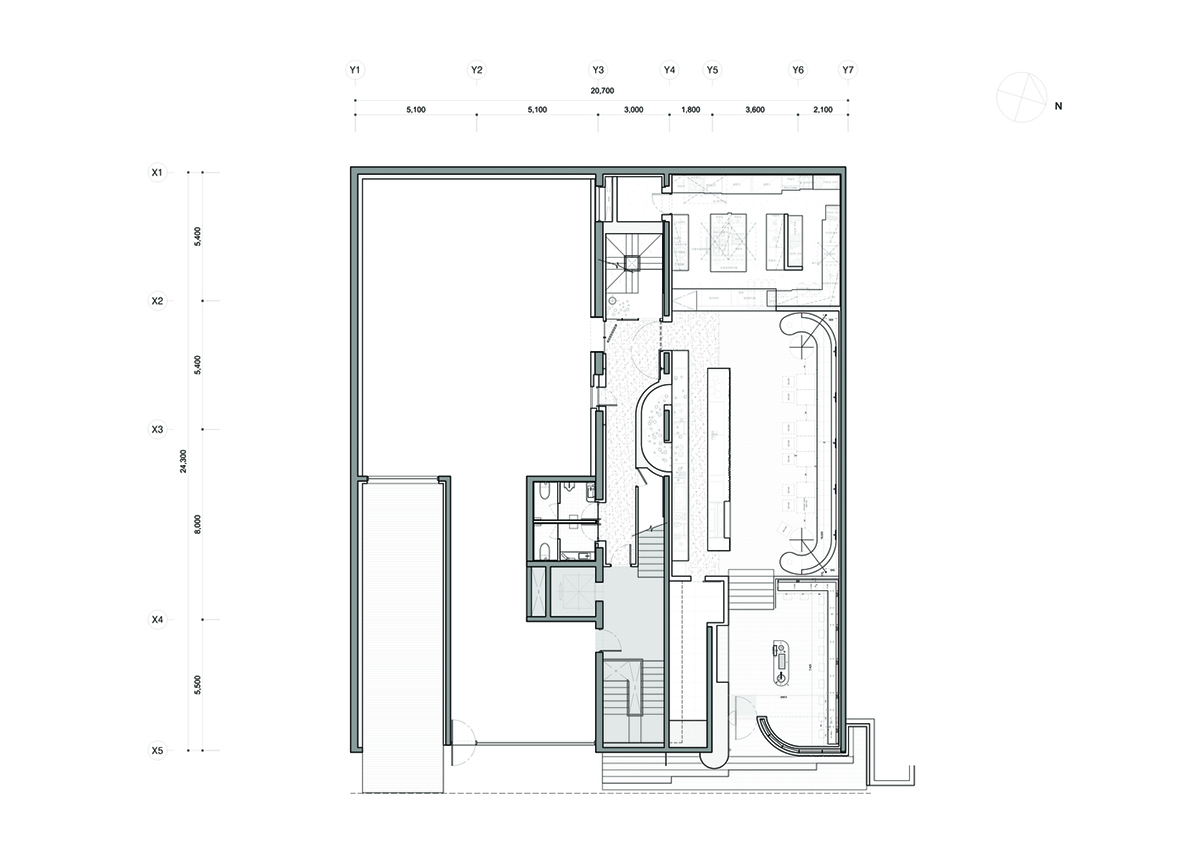 Roly-Poly Cotto restaurant fills in between historic buildings with its cave-like red brick facade
