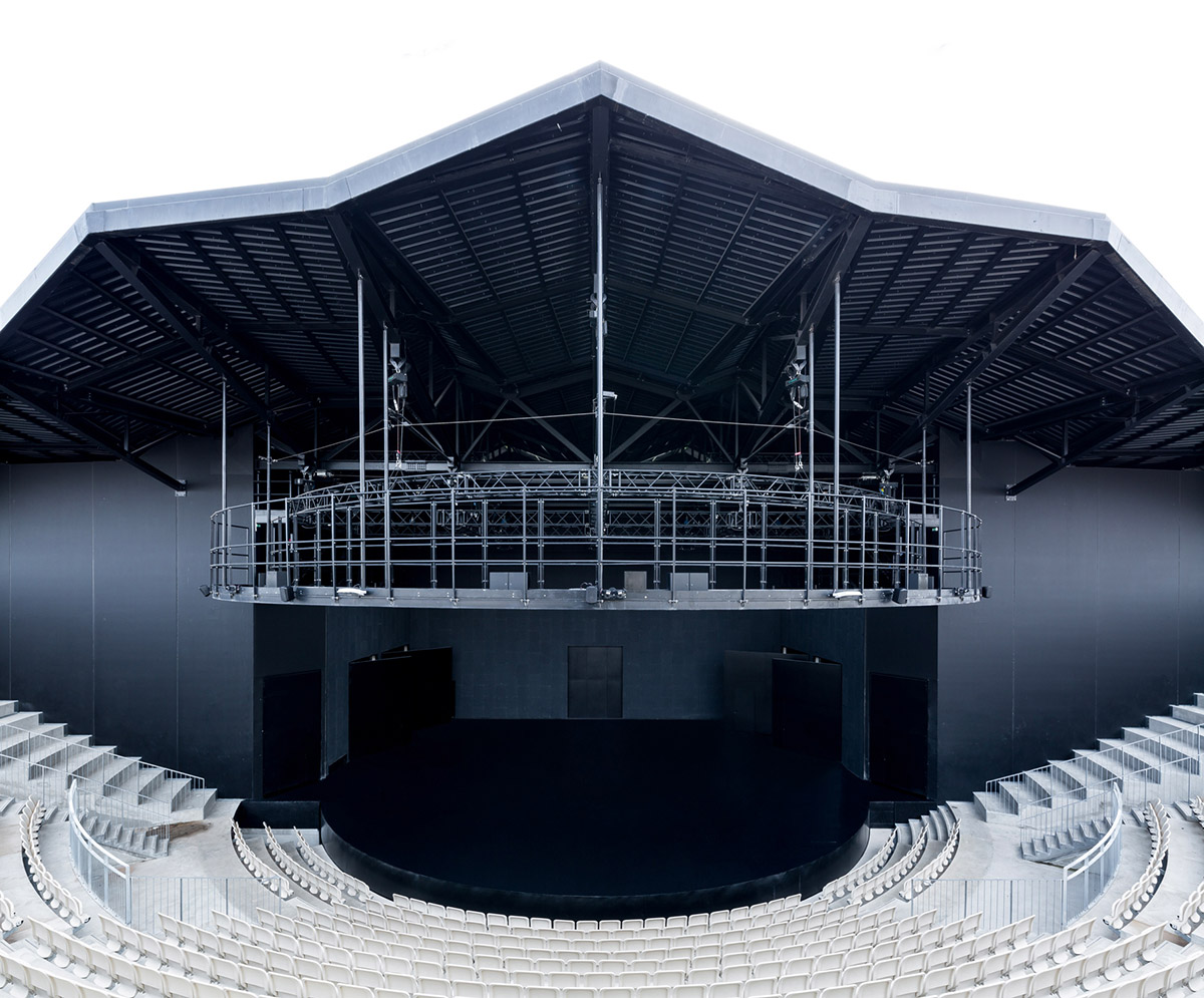 K ARCHITECTURES completes auditorium and open-air amphitheater evoking circus architecture in France 