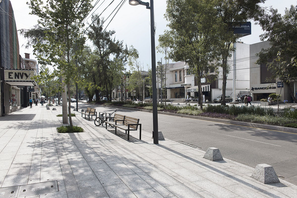 BGP Arquitectura gives a new face to a commercial corridor in Mexico City