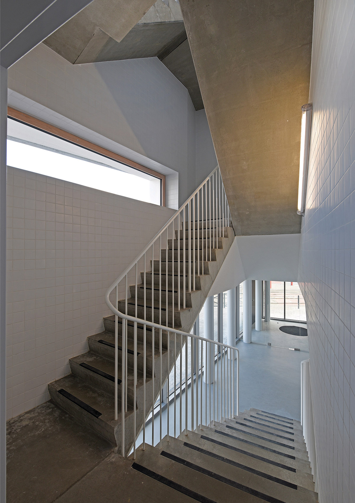 MSA/V+ wins 2017 Emerging Architect Prize with NAVEZ - 5 social units in Belgium