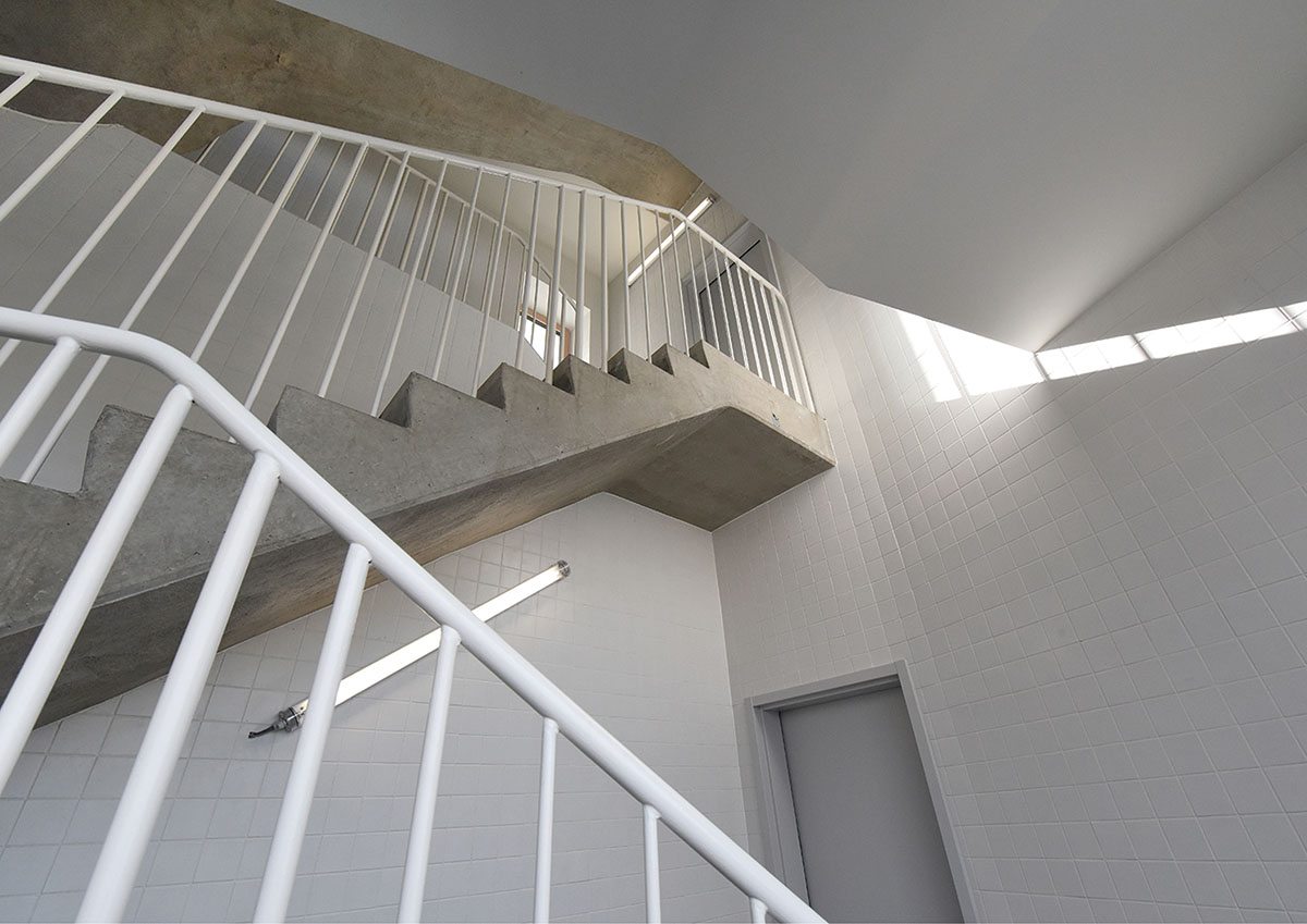 MSA/V+ wins 2017 Emerging Architect Prize with NAVEZ - 5 social units in Belgium