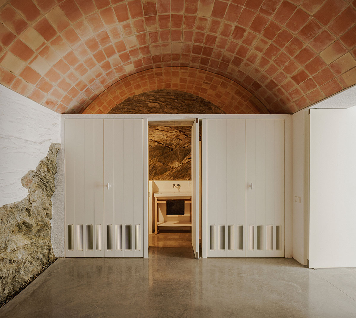 Bea Portabella and Jordi Pagès reimagine residence with a soft fusion of materials in Cadaqués