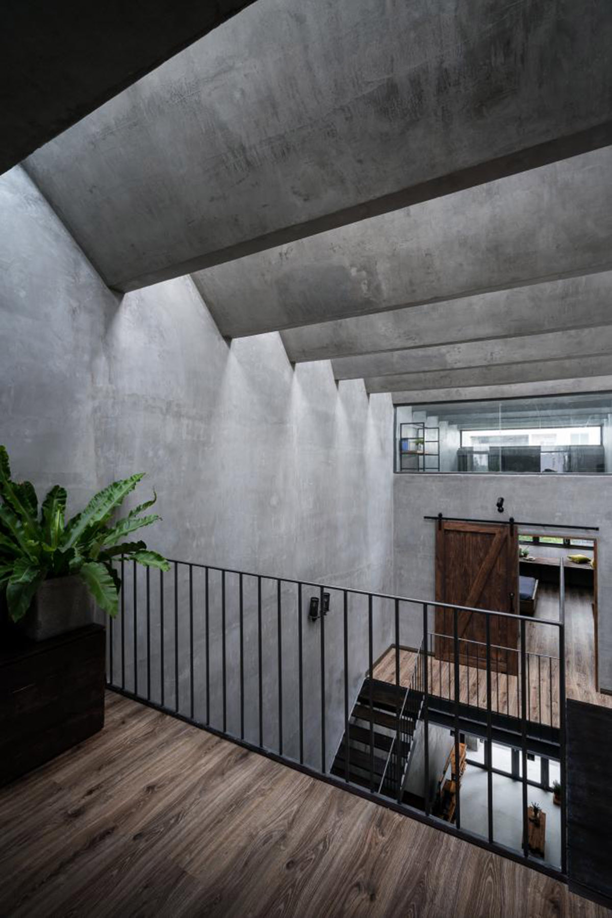 23o5 studio built narrow Tien House that can be adaptable to comfortable lifestyle in Vietnam 