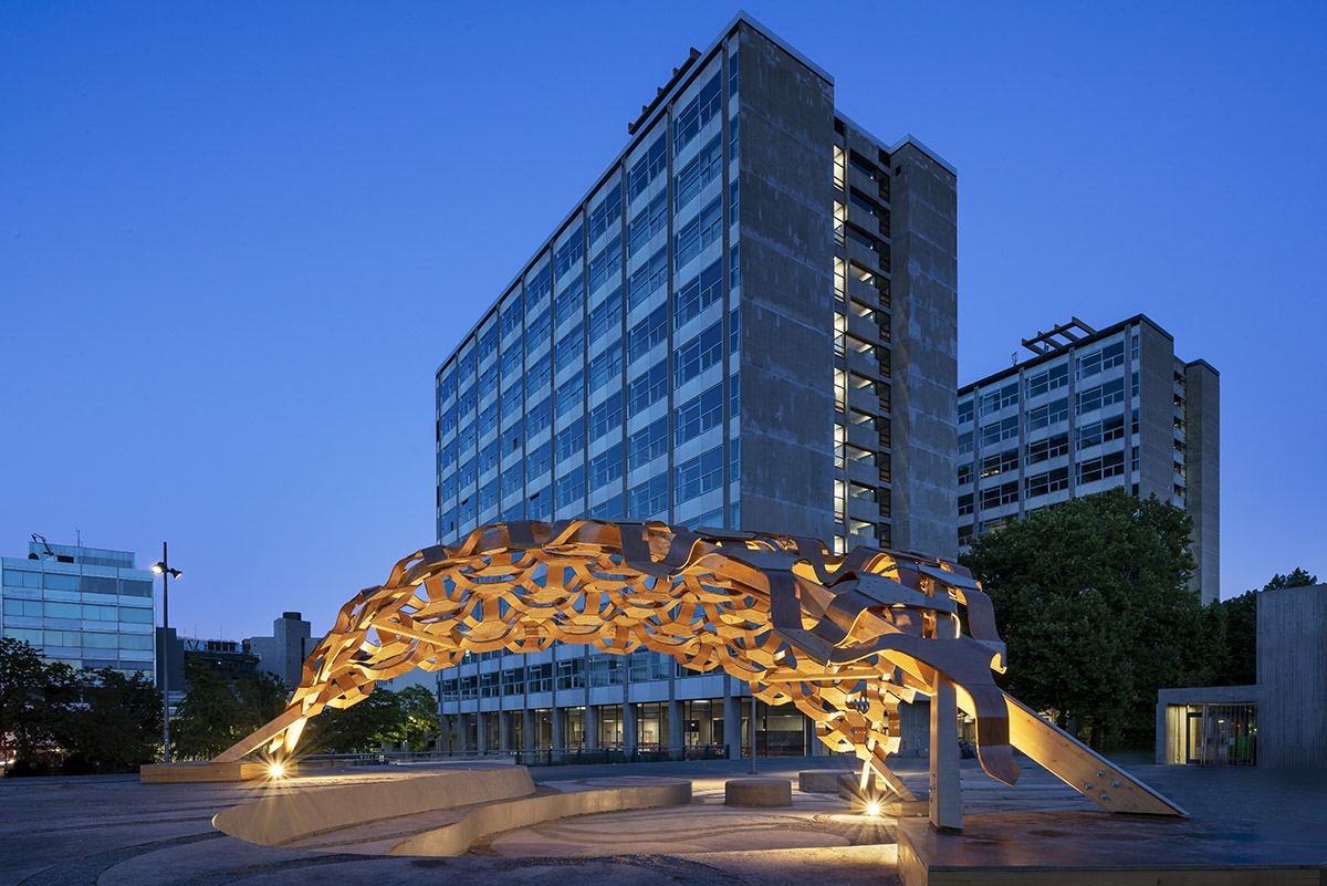 ITKE's BioMat students designed pavilion made of single-curved wood and biocomposite elements