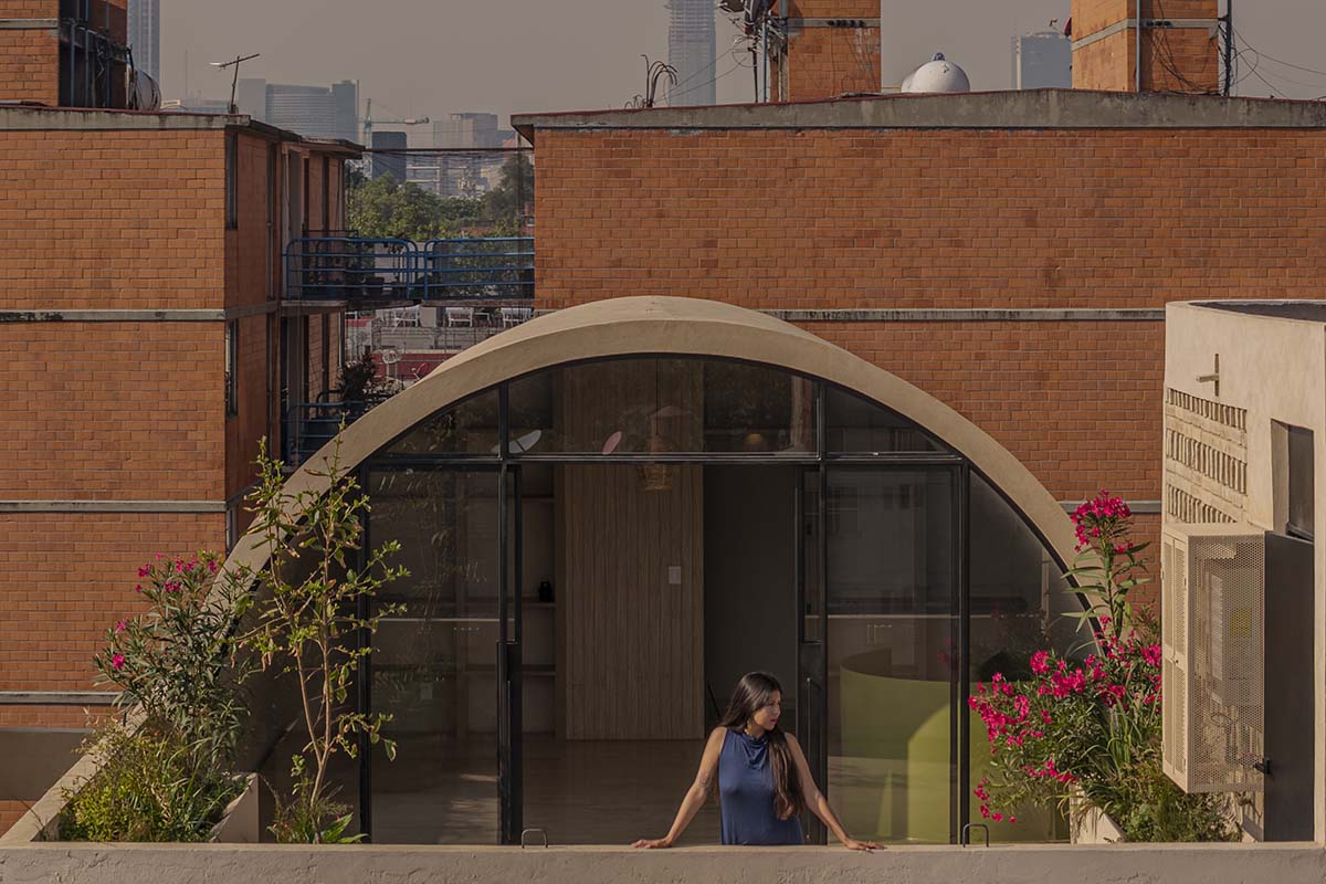 Bloqe Arquitectura designs Mariano Azuela 194 residential building with barrel vaults