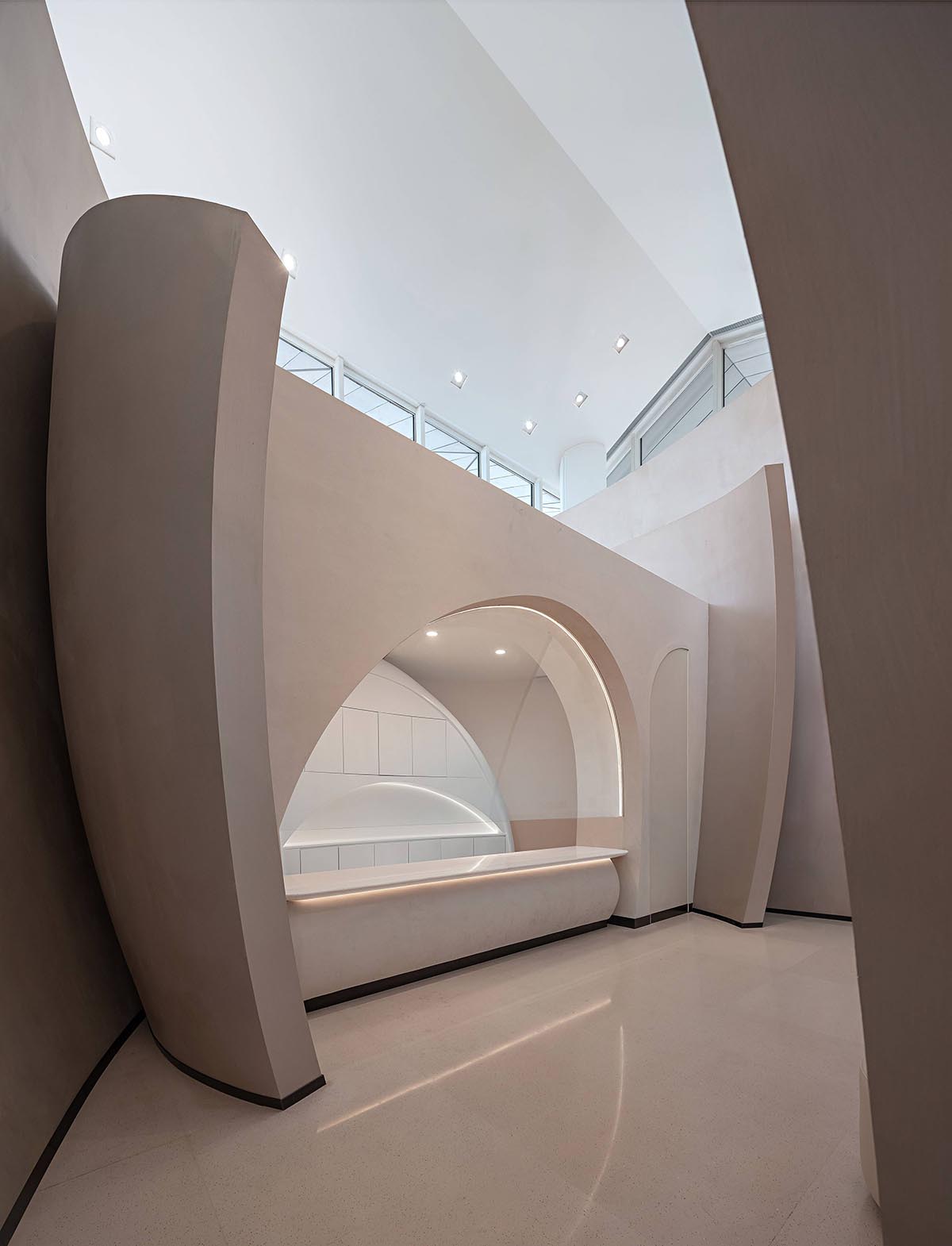 GBD Design creates interiors for clubhouse with fluid forms and dynamic sculptures in China