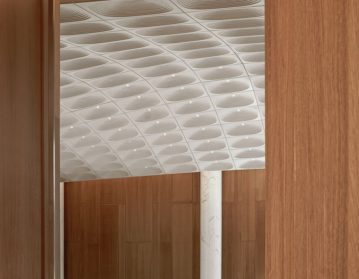 The interior of the Kuwait Embassy creates an inviting and warm atmosphere, designed by Architectkidd