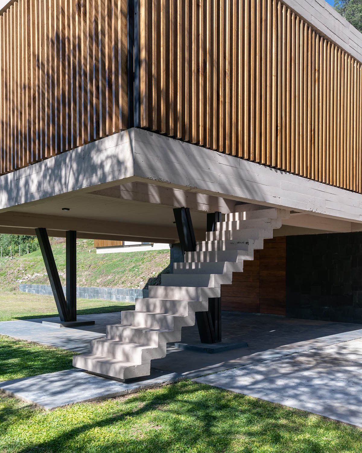 Barrionuevo Villanueva Architects completes Luyaba Work residence in Cordoba, Argentina 