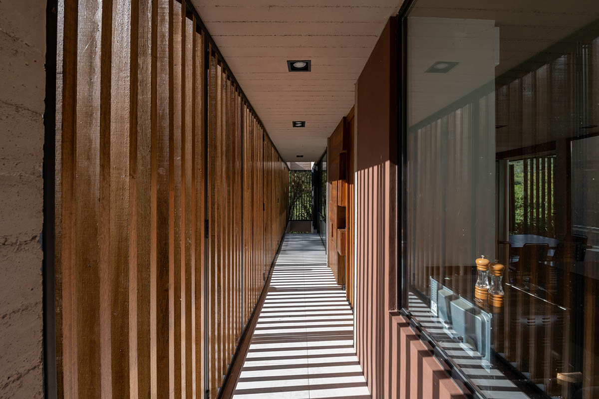 Barrionuevo Villanueva Architects completes Luyaba Work residence in Cordoba, Argentina 