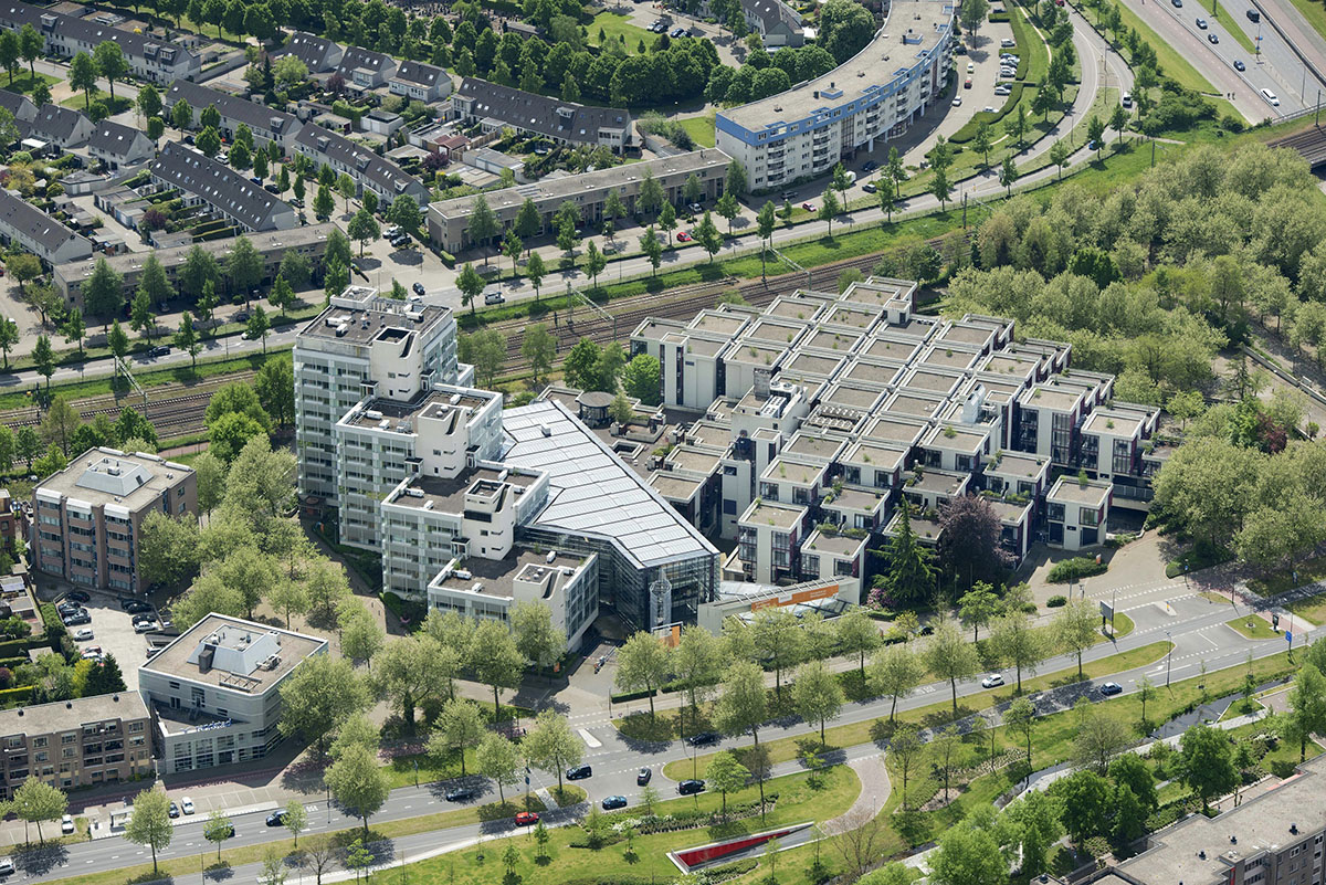 MVRDV превратит структуралистское здание Германа Герцбергера в новый жилой район