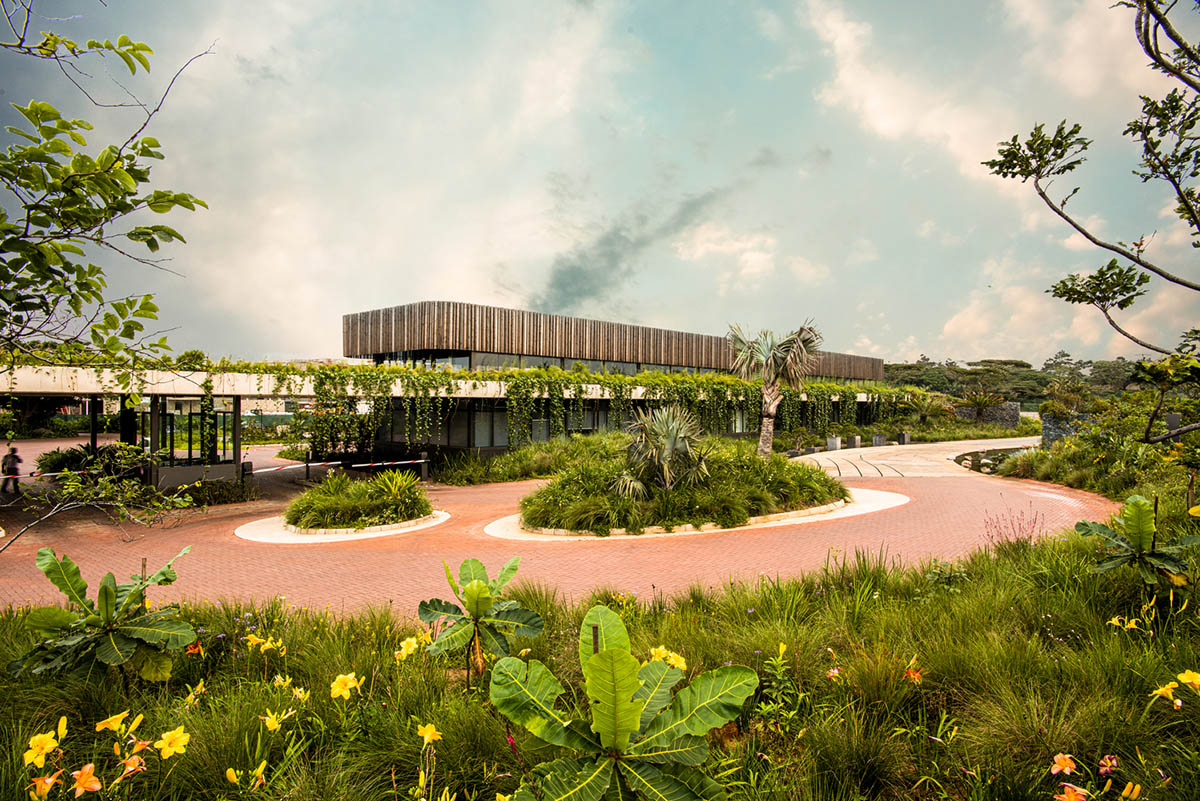 Bloc Architects completes low-rise office building with raw elements in South Africa