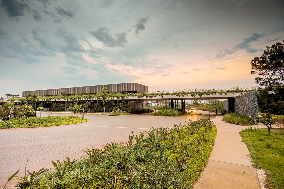 Bloc Architects completes low-rise office building with raw elements in South Africa