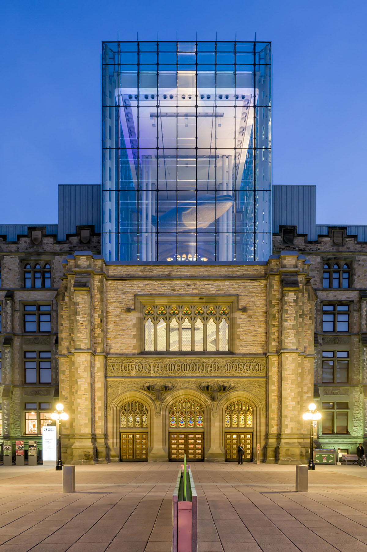 For Tiffany & Co., a Rooftop Addition Wrapped in Glass - The New York Times