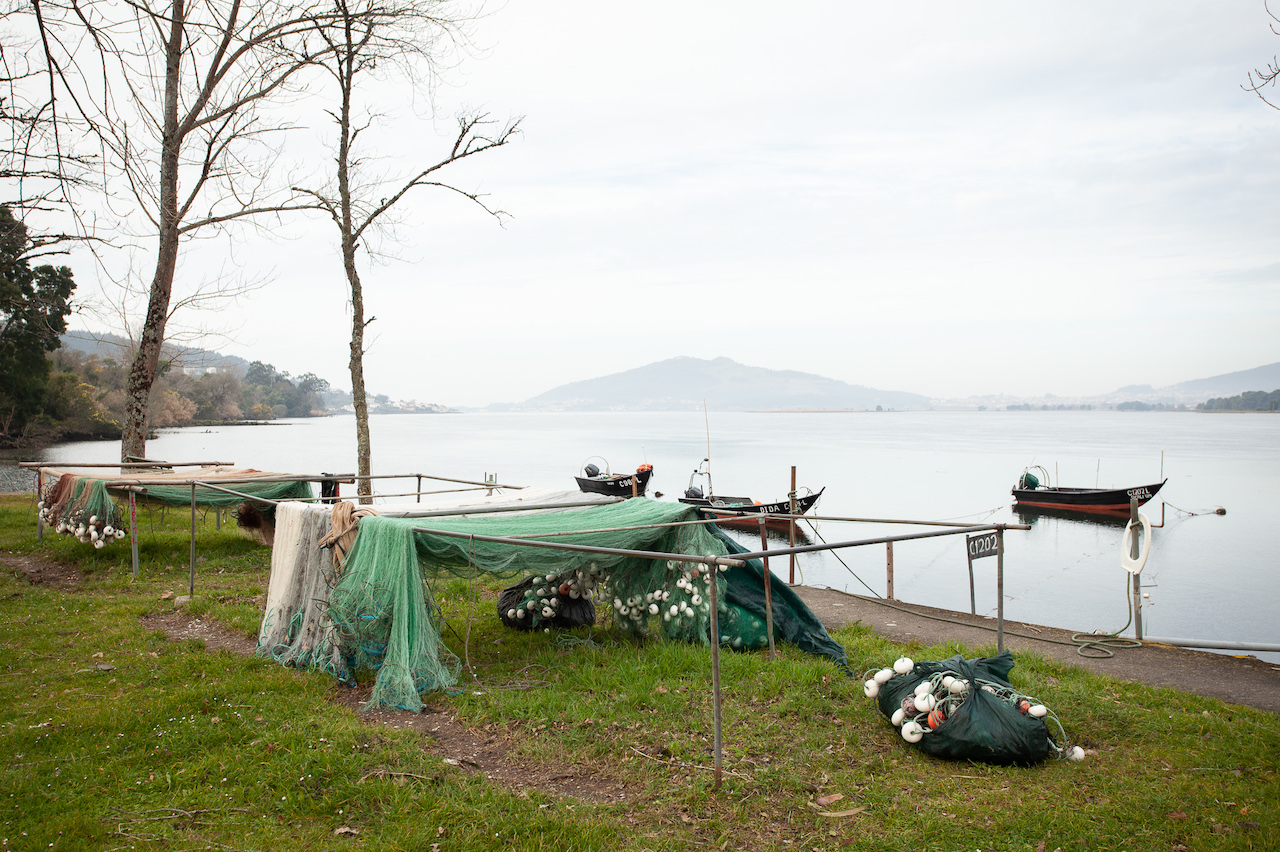 ABRIGO: A Sheltering Space Fosters A Dialogue With Its Surroundings