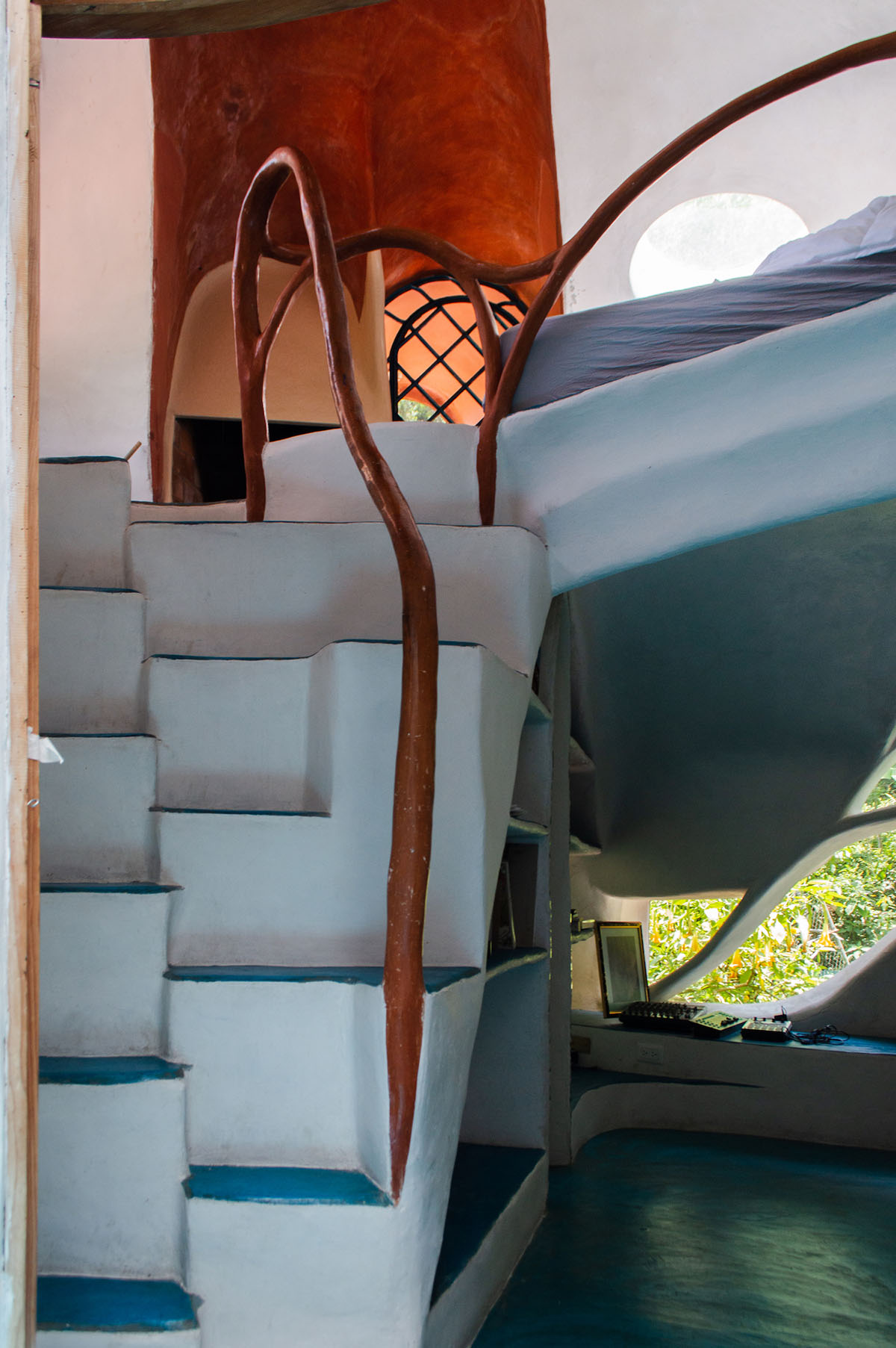 Danilo Veras Godoy's octopus-shaped House of Miracles recaptured in photos by Naser Nader Ibrahim