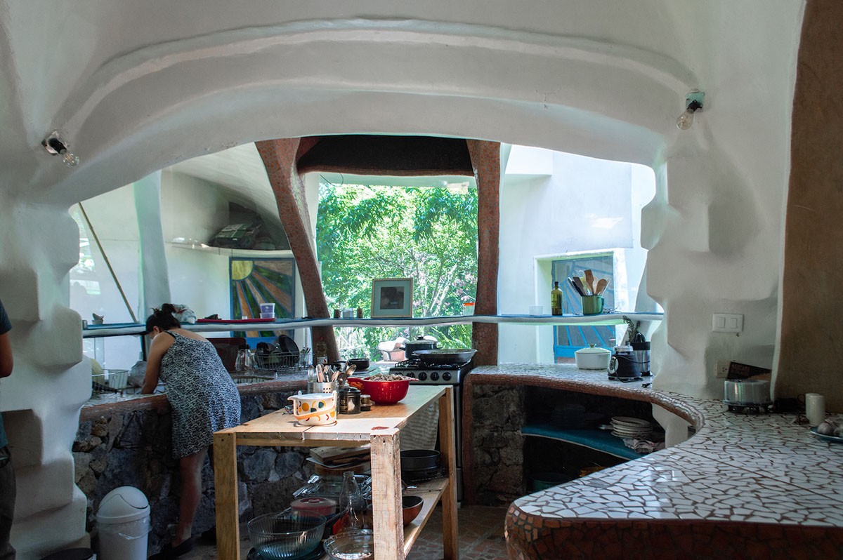 Danilo Veras Godoy's octopus-shaped House of Miracles recaptured in photos by Naser Nader Ibrahim