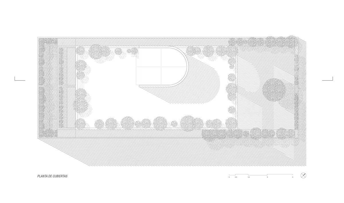 Albor Arquitectos reinterprets the use of arch in modern way in conversion of a former house in Cuba