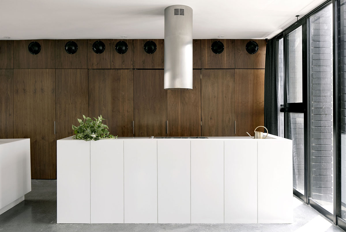 S-AR creates industrial feeling for this house with dark facade in Nuevo León, México