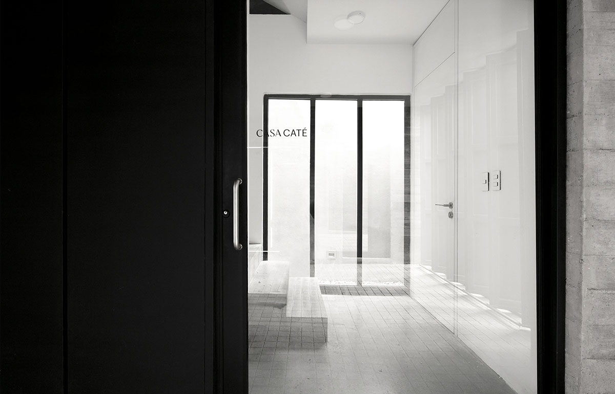 S-AR creates industrial feeling for this house with dark facade in Nuevo León, México