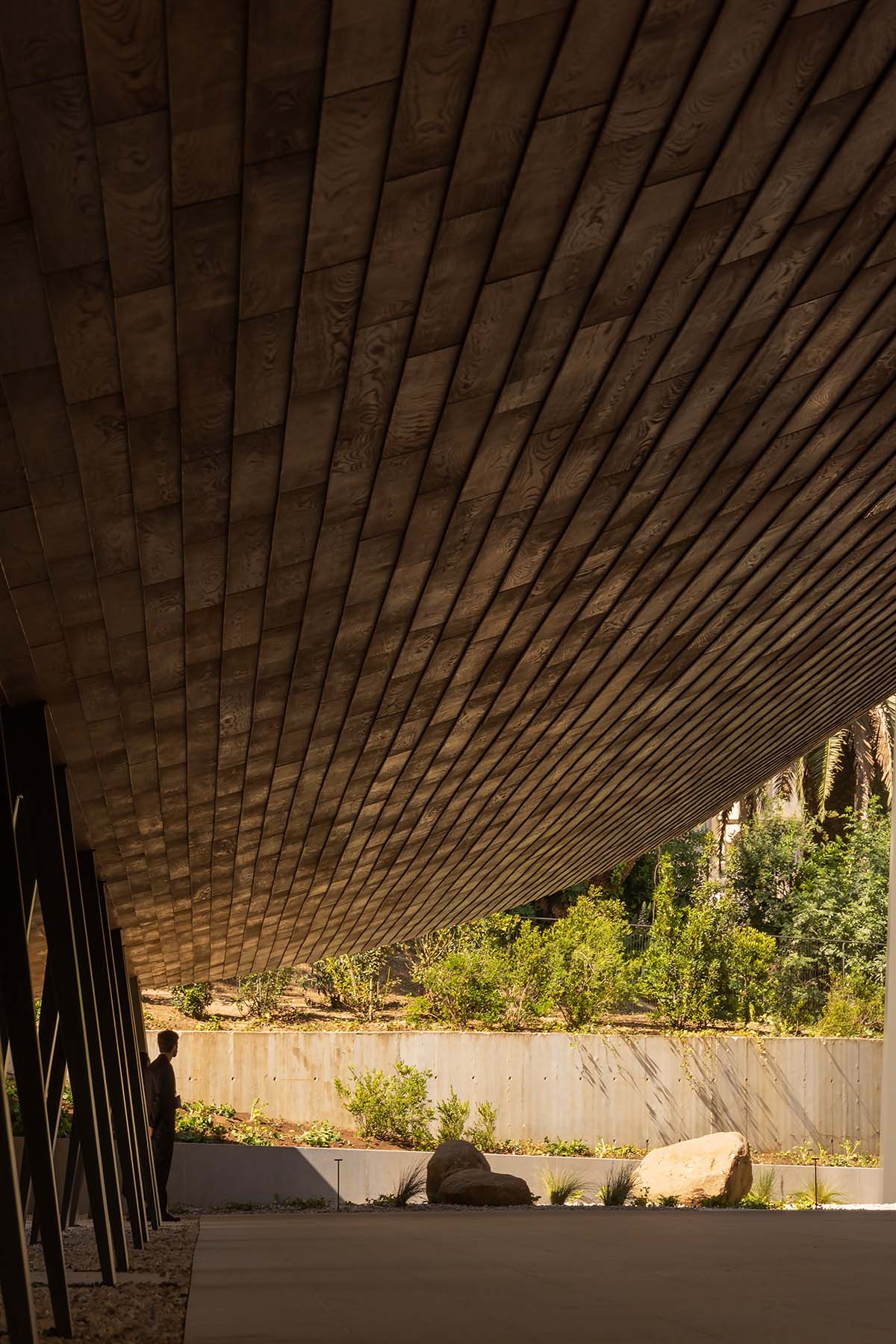 Kengo Kuma & Associates redesigns Lisbon arts centre with spacious curved canopy