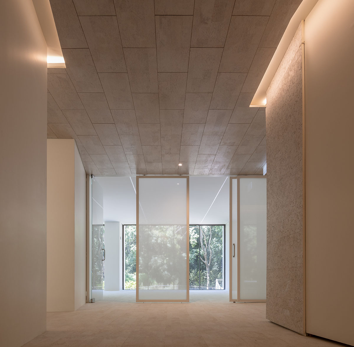 Kengo Kuma & Associates redesigns Lisbon arts centre with spacious curved canopy