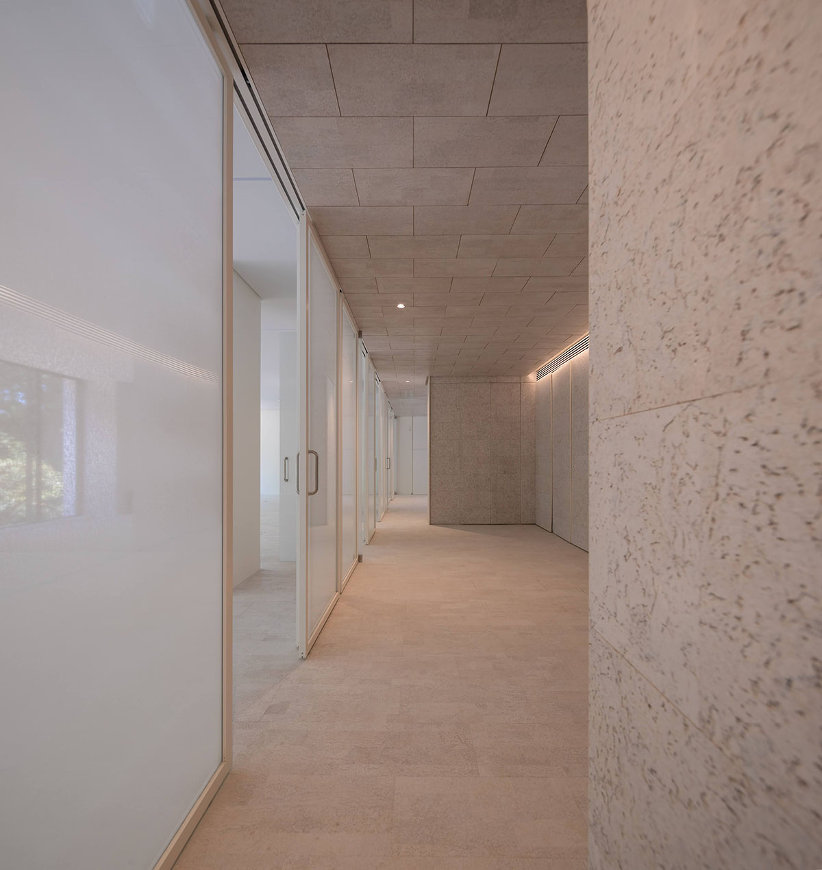 Kengo Kuma & Associates redesigns Lisbon arts centre with spacious curved canopy