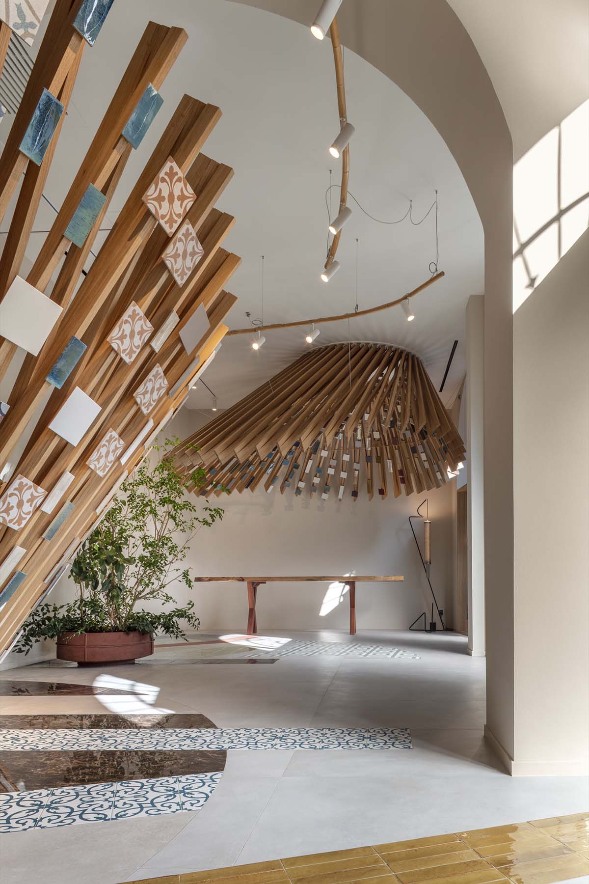Benedetta Tagliabue - EMBT Architects создает интерьеры, как 