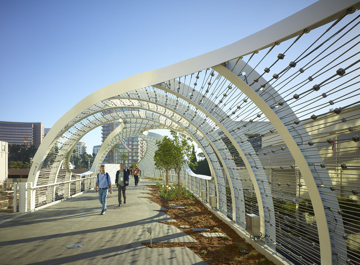 SPF:architects completes Rainbow Bridge with curvy canopy in Long Beach, California