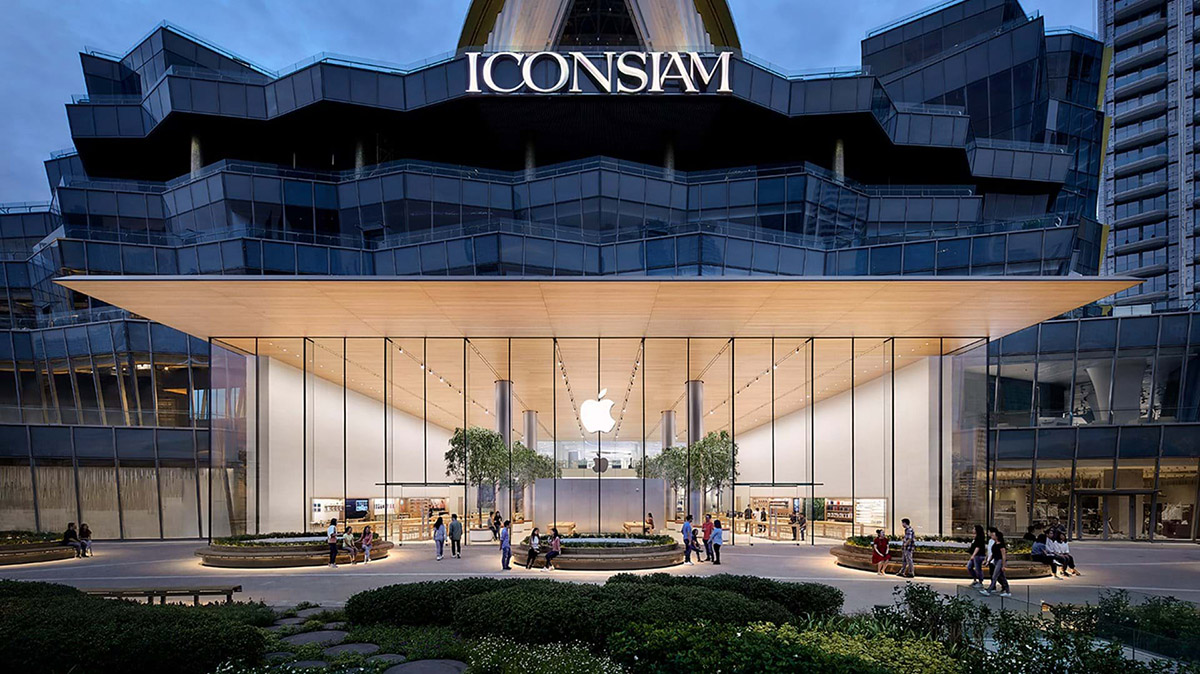 Foster + Partners Completes Apple's New Store In Bangkok