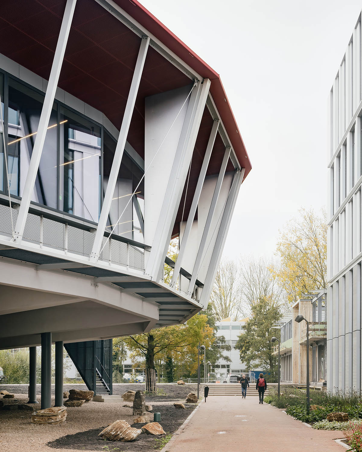 Civic Architects creates a modern marvel for the revamped Gorlaeus Lecture Hall at Leiden University