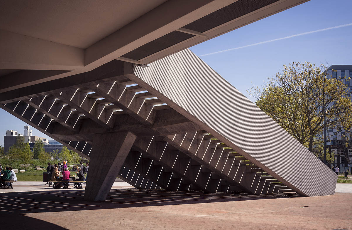 Civic Architects creates a modern marvel for the revamped Gorlaeus Lecture Hall at Leiden University