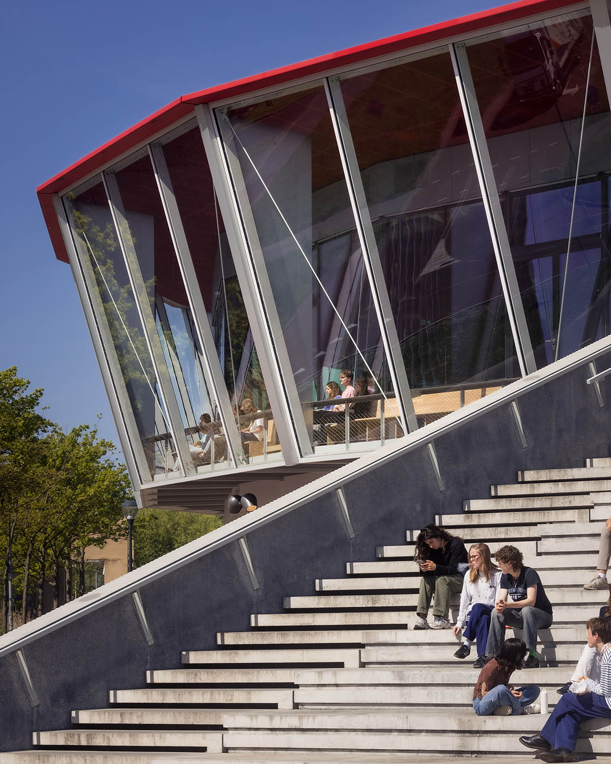 Civic Architects creates a modern marvel for the revamped Gorlaeus Lecture Hall at Leiden University
