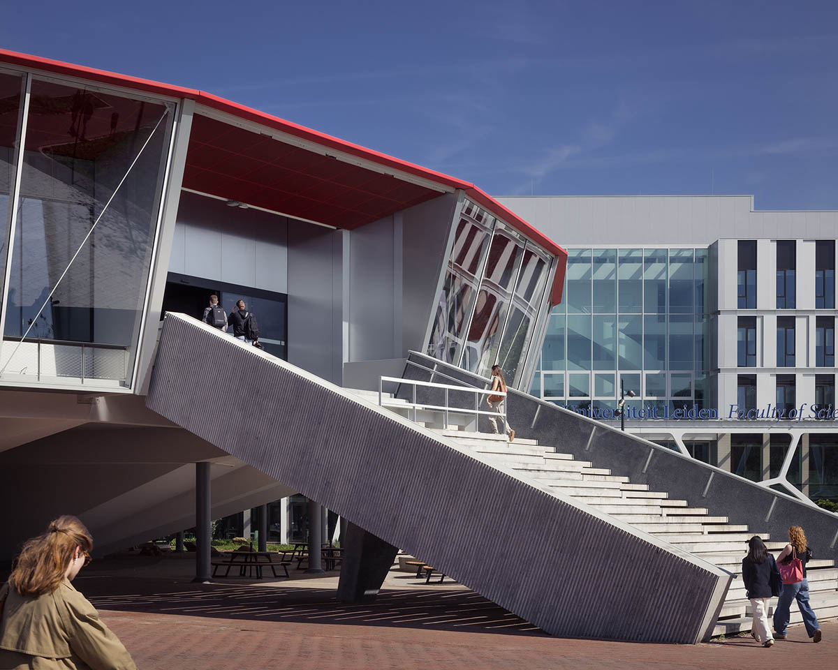 Civic Architects creates a modern marvel for the revamped Gorlaeus Lecture Hall at Leiden University