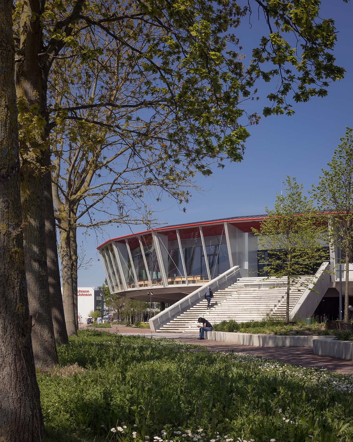 Civic Architects creates a modern marvel for the revamped Gorlaeus Lecture Hall at Leiden University