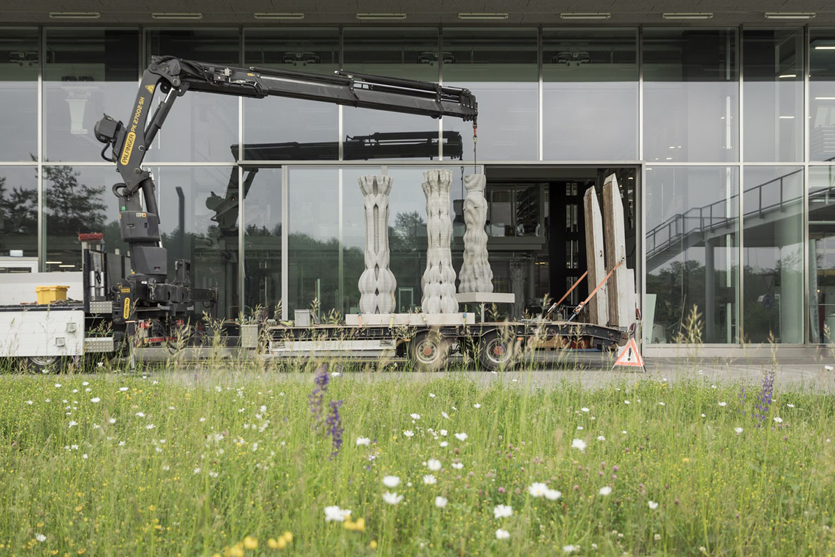 ETH Zurich and NCCR DFAB's monolithic columns present new tectonics of concrete printed architecture
