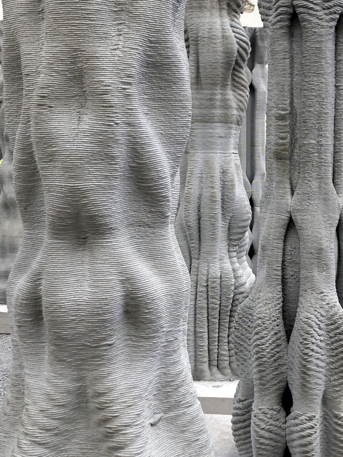 ETH Zurich and NCCR DFAB's monolithic columns present new tectonics of concrete printed architecture