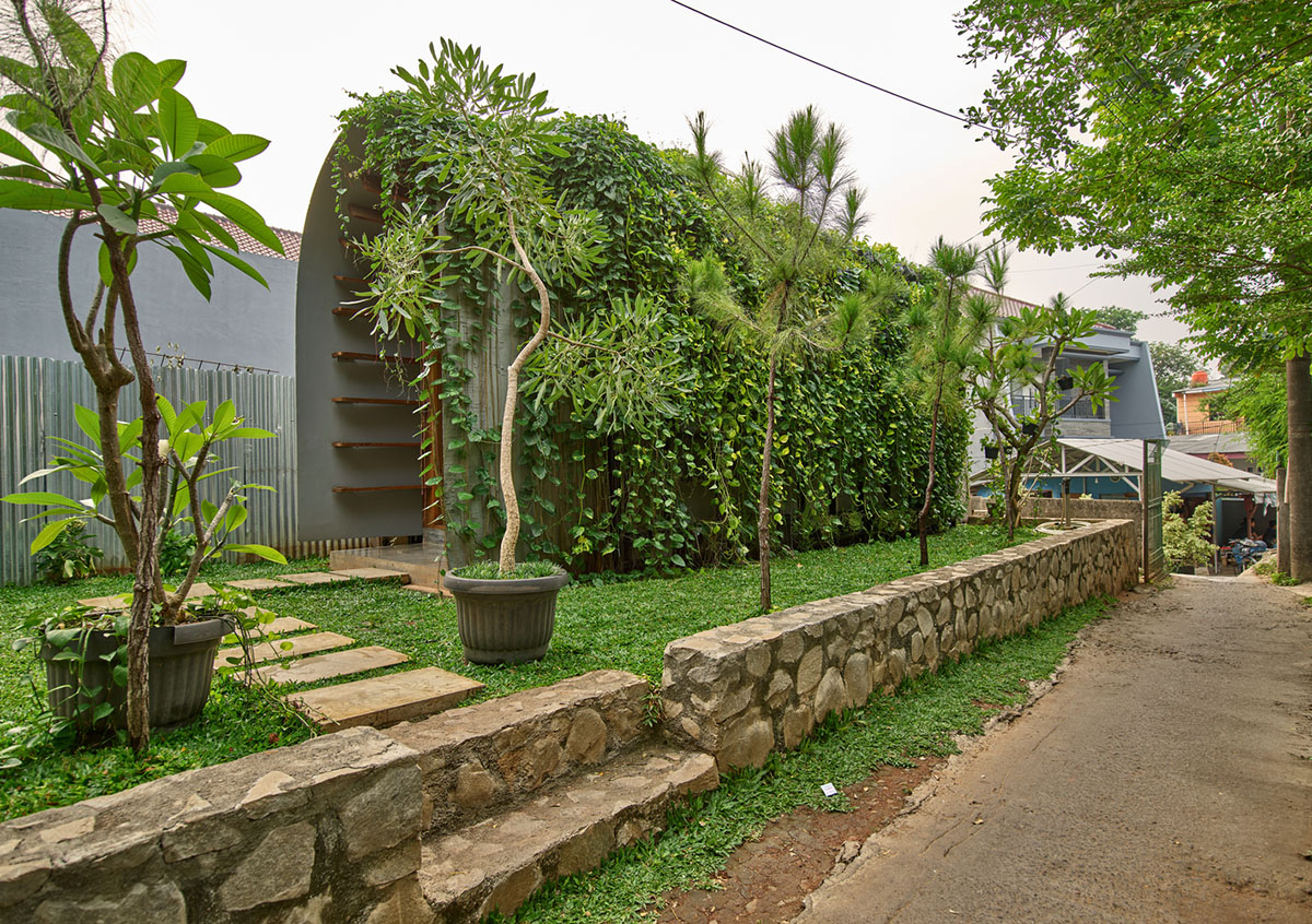 RAW Architecture designs multi-purpose building addressing tropical climate in Indonesia