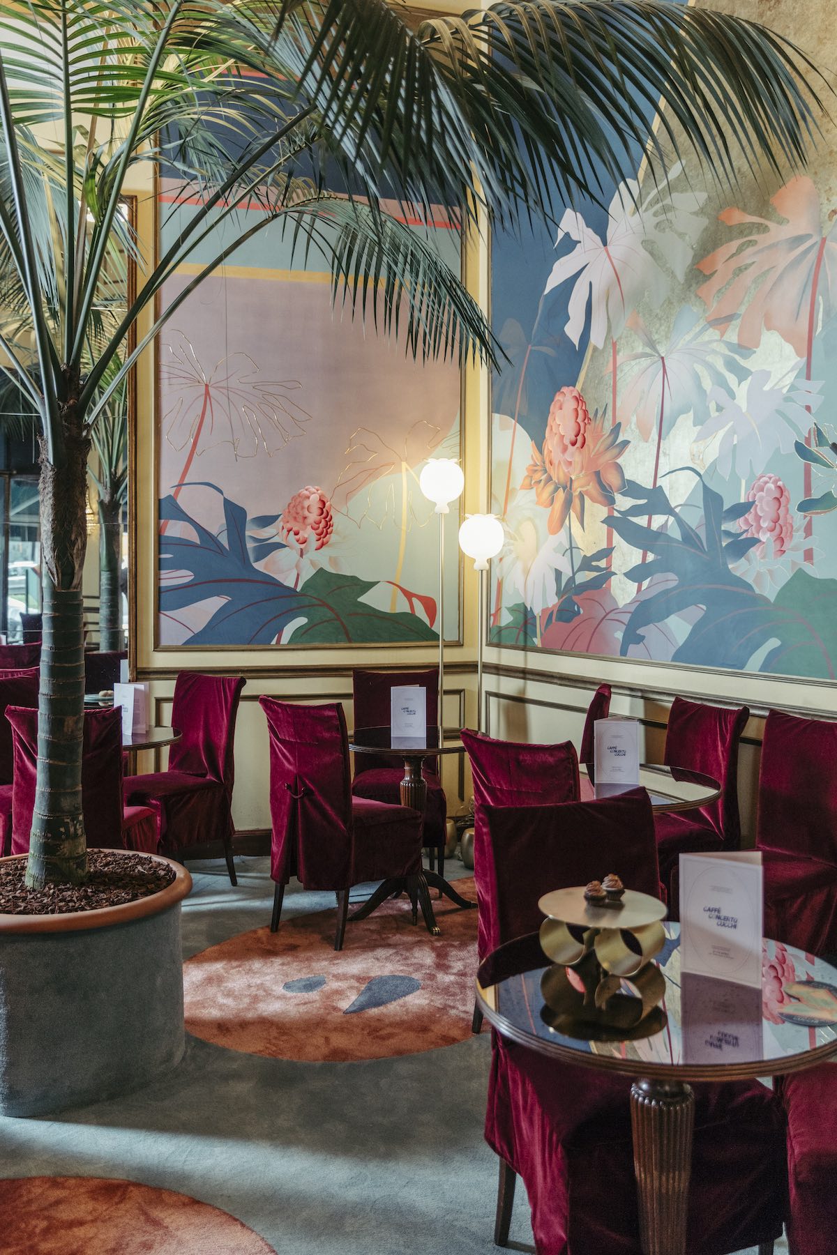 A creative bridge between past and present in one of the most historic pastry shop