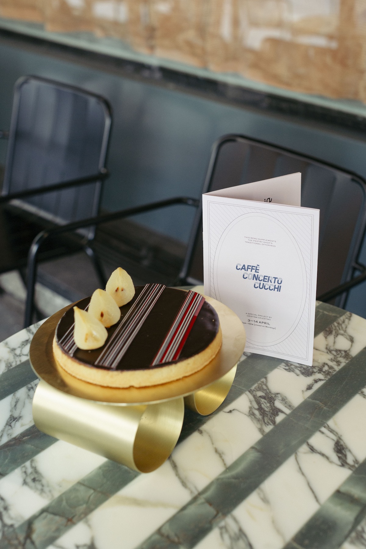 A creative bridge between past and present in one of the most historic pastry shop