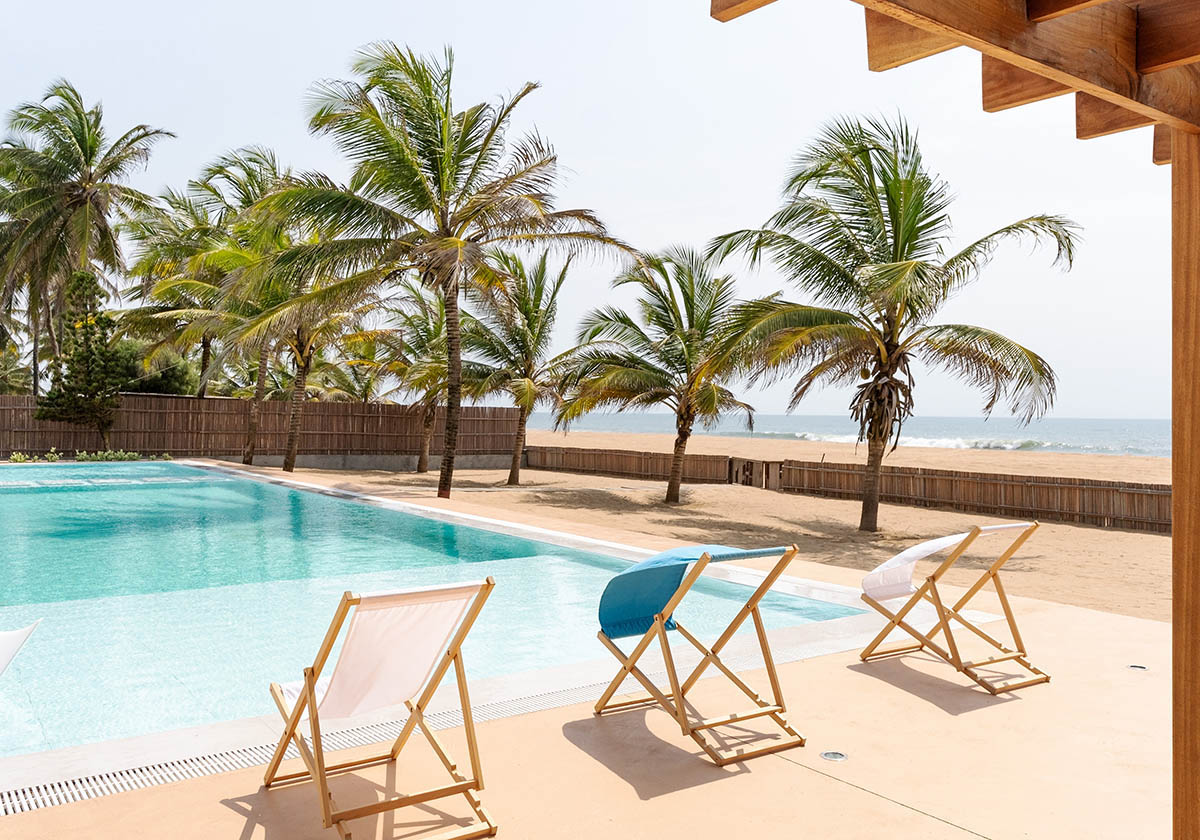 cmDesign Atelier спроектировал полностью белый коралловый павильон на полуострове Лагос 