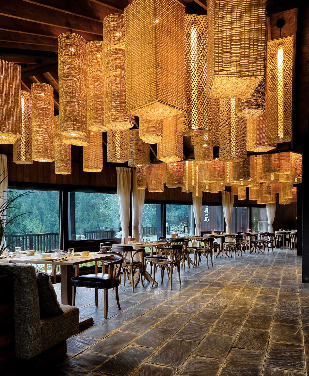 Fan Life built new residential cabins shaped through the original terrain of Hubei Province