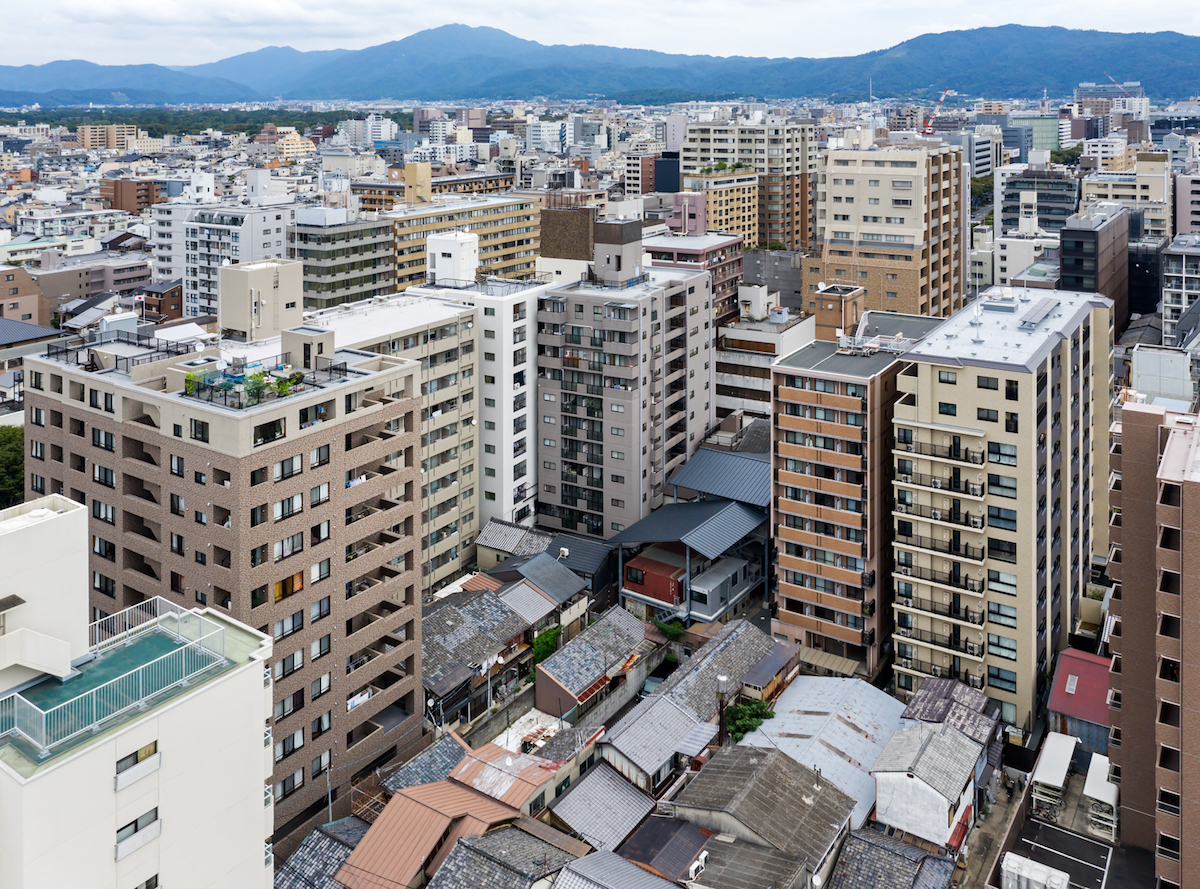 SHIKIAMI CONCON, a mix of Container architecture and Japanese