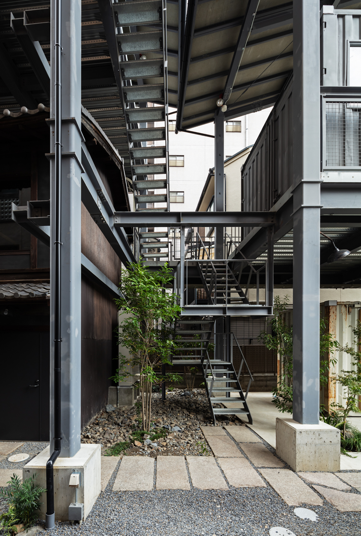 SHIKIAMI CONCON, a mix of Container architecture and Japanese traditional townhouse