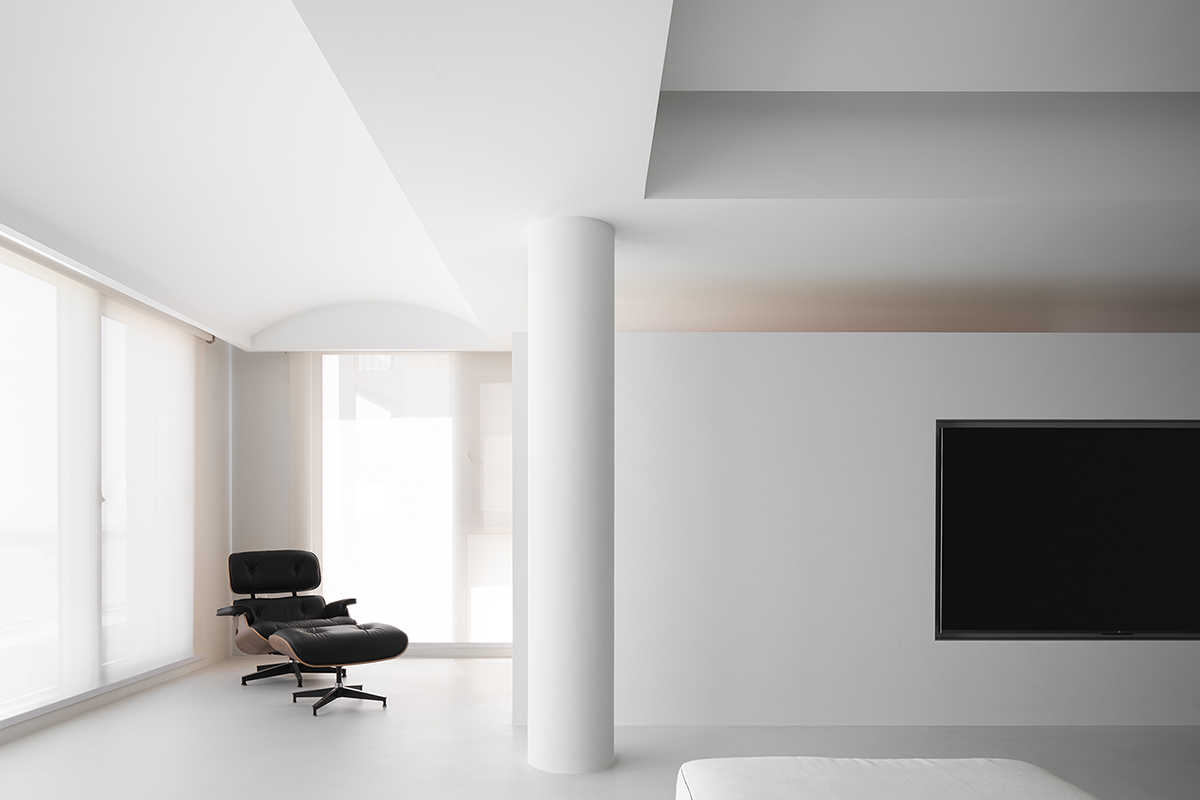 AD ARCHITECTURE creates all-white interiors with geometric compositions for L Apartment in China