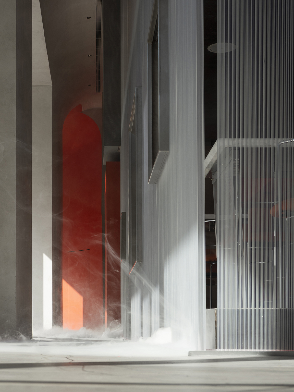 Waterfrom Design completes Doko Bar with giant bloody red boxes in Shenzhen