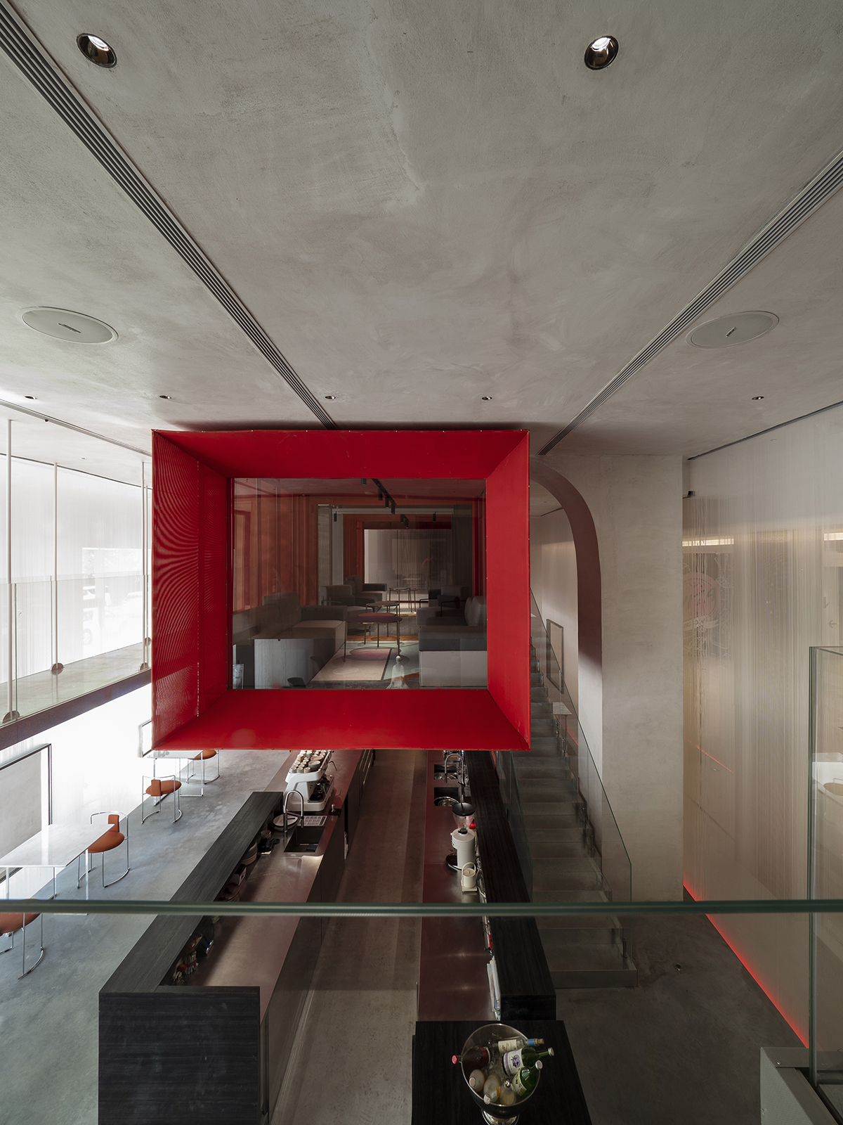 Waterfrom Design completes Doko Bar with giant bloody red boxes in Shenzhen