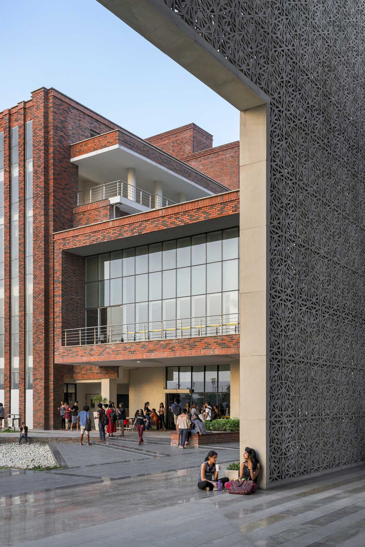 NY based Firm Perkins Eastman creates its mark in India with this stunning design - Ashoka University