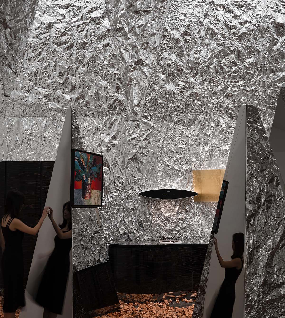 AD ARCHITECTURE creates metallic interiors for Mirror Gallery exhibition space in Shenzhen