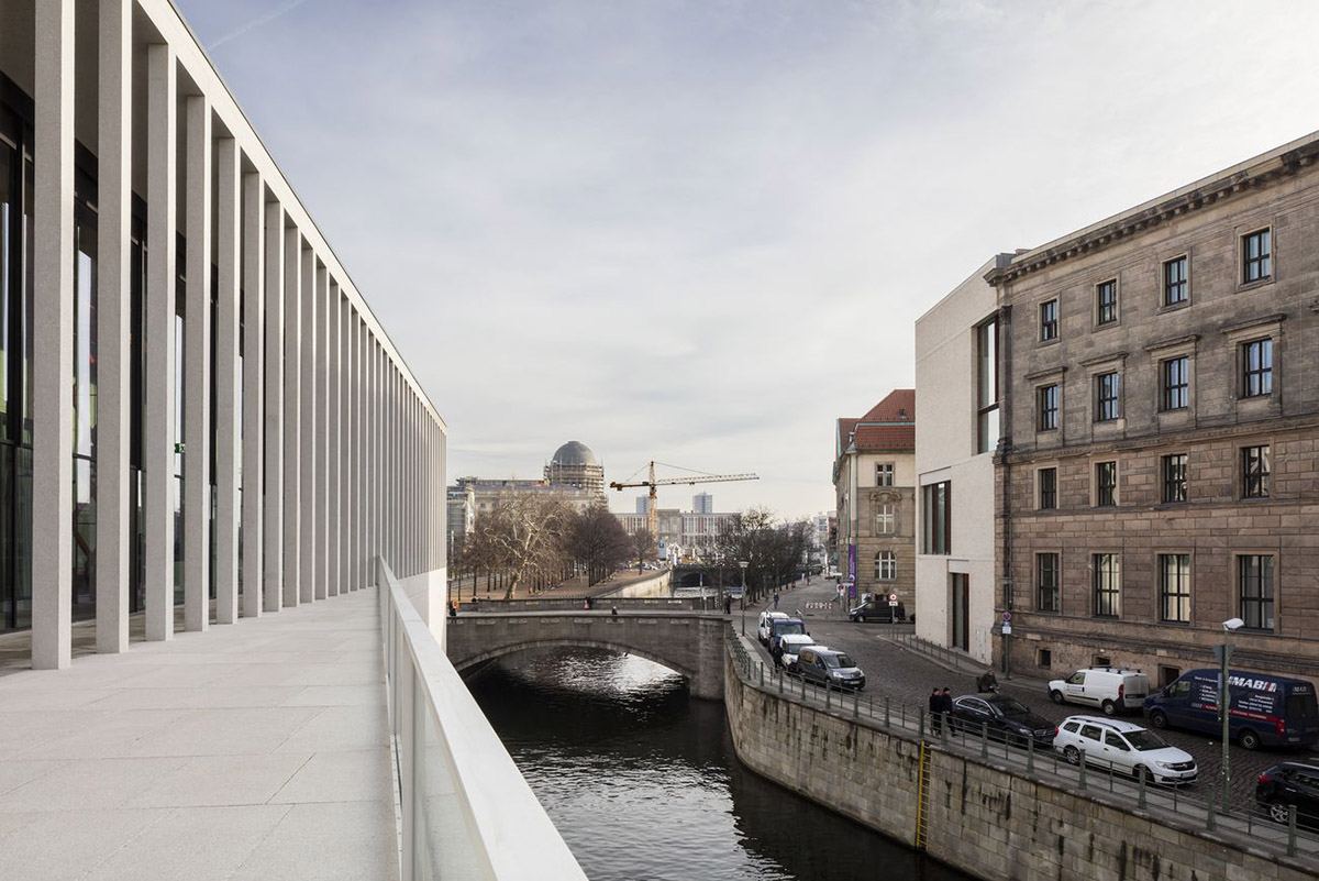 David Chipperfield Architects opens James-Simon Galerie on Berlin's Museum Island