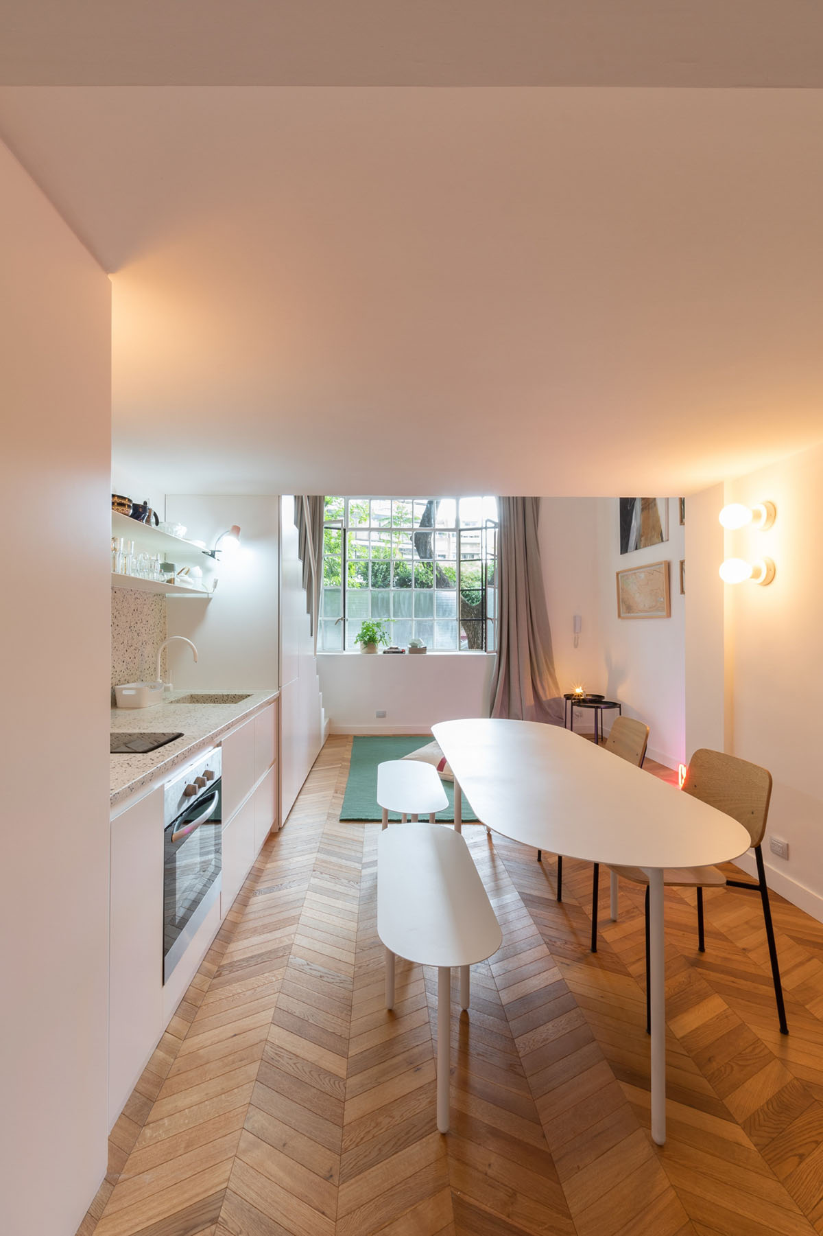 Carol Burton Architecture renovates small historic flat with warm interior space in Buenos Aires